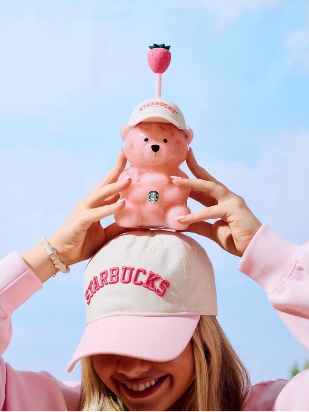 Starbucks Bearista Clear Glass Bear Cup with Pink Strawberry Straw-New in Box
